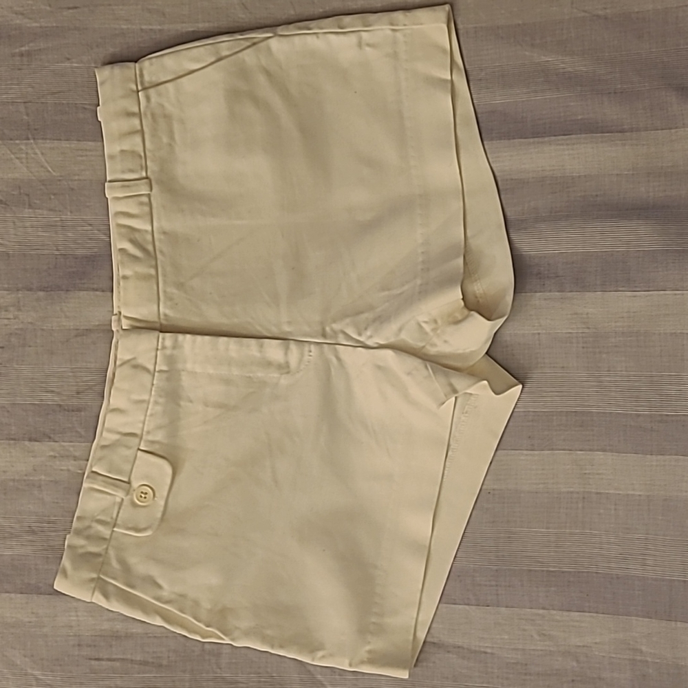Old Navy White Mid-Rise Shorts
